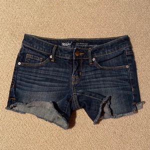 Mossimo Supply Co. Shorts - Mossimo Mid Rise Midi Jean Shorts Mossimo Supply Co. Shorts - Mossimo Mid Rise Midi Jean Shorts